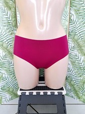 CULOTTE INVISIBLE FEMME TAILLE M MARQUE UNIQLO AIRISM COULEUR FUSHIA