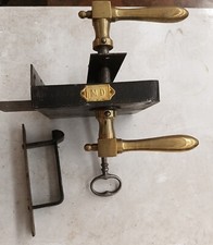 Serrure de porte a plaquer  à Bascule   Poignée Laiton  Gauche Neuf De Stock 