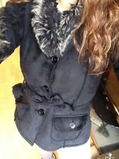 Veste noir et blanc bershka filiale de zara TM