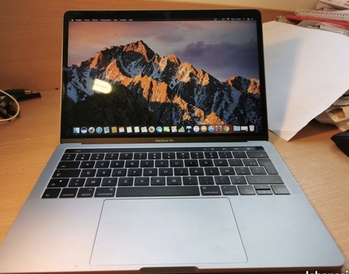 Macbook pro core i5 - pro,