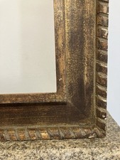 Grand cadre en bois patiné