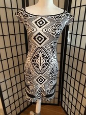 NWT La Pateau Blk/White Short