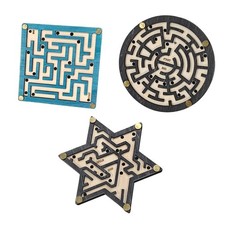 Jeu de labyrinthe en bois avec