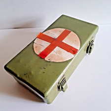 Vintage Boite de Secours Armée Medicale  Croix Rouge Déco Collection