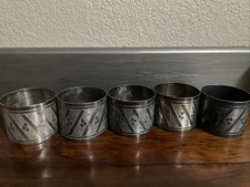 5 RONDS DE SERVIETTE ANCIEN ROND METAL ARGENTE