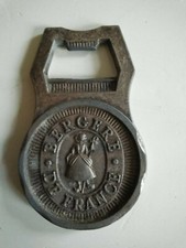 DECAPSULEUR - BERGERE DE