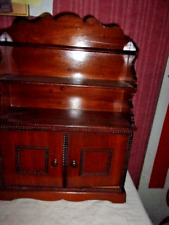 Jouet ancien pour enfant / Buffet vaisselier en acajou