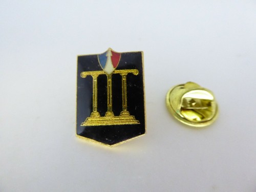 Pin pins - pin's,