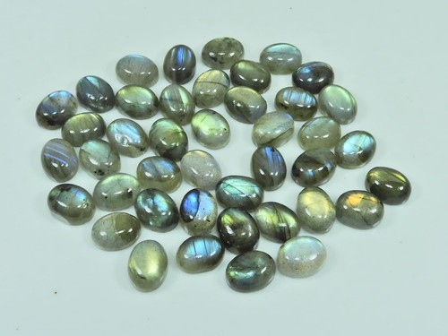 Cabochon ovale labradorite - cabochon, en