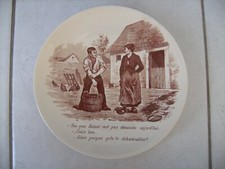 ASSIETTE PARLANTE SARREGUEMINES PAYSANS LA TOILETTE U&C