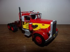 1/43 semi remorque Peterbilt