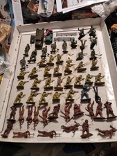 LOT SOLDATS MILITAIRES 1/32-