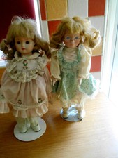 Deux anciennes poupées de collection avec têtes en porcelaine - Lot1