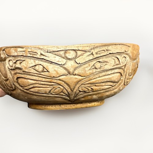 Mid century tiki folk art - mid,