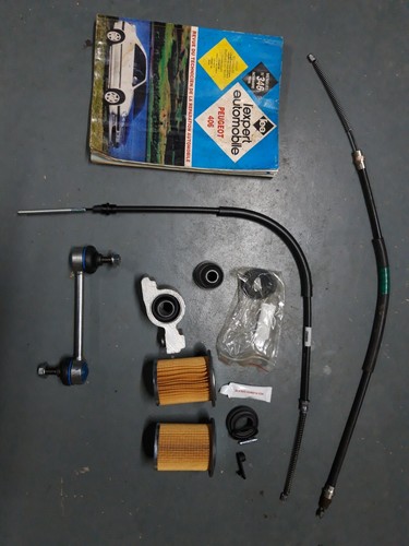 Lot pieces peugeot 406 2l1 - pieces,