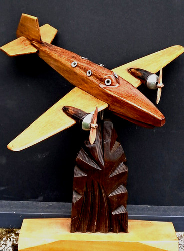 Belle maquette bois métal - maquette,