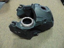 Réservoir de Carburant Capot