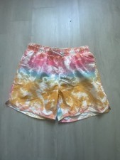 Short Undiz