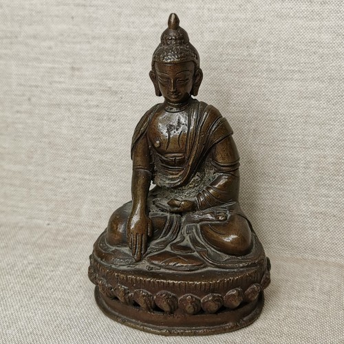 Antique chinese bronze - bronze, buddha