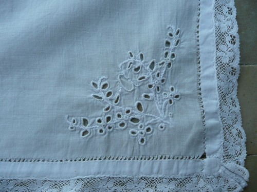 Mouchoir ancien brode - ,