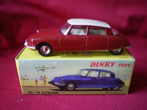 Dinky toys - (éditions, atlas)