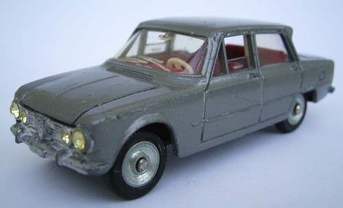 Alfa romeo gulia - romeo,