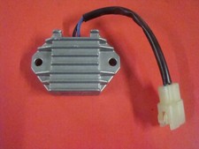 régulateur  yamaha 250 400