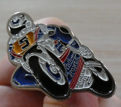 Beau pin course moto - beau,