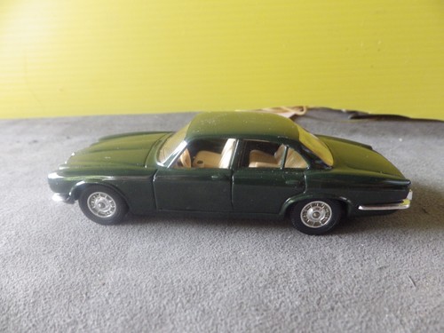 Voiture jaguar berline - jaguar, 12