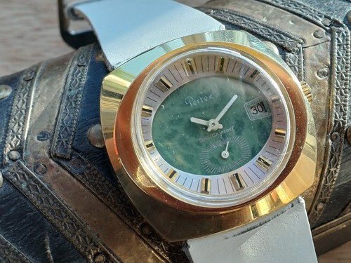 Montre ancienne mécanique