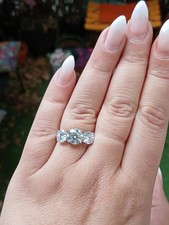 Bague De Fiançailles/ Solitaire trilogie Platine Pt950 Diamants Moissanites 4cts