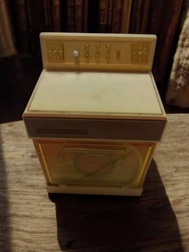 Four jouet ancien - , vintage
