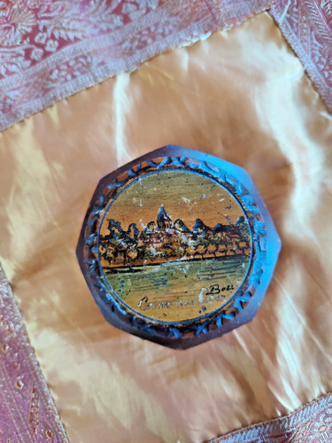 Ancienne boite hoctogonale - ancienne, en