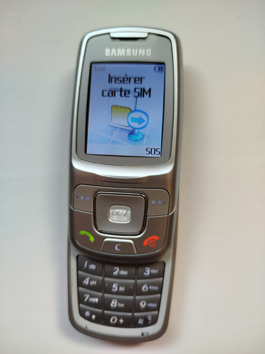 Téléphone portable ancien