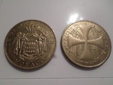 LOT 2 MEDAILLES . PARIS . ARTHUS BERTRAND . MONACO . NOTRE DAME DE PARIS