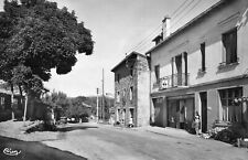 CELLES SUR DUROLLE Les Sarraix Magasin confection Pub Pingouin Bois chauffage