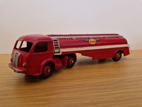 Dinky toys tracteur panhard - tracteur,