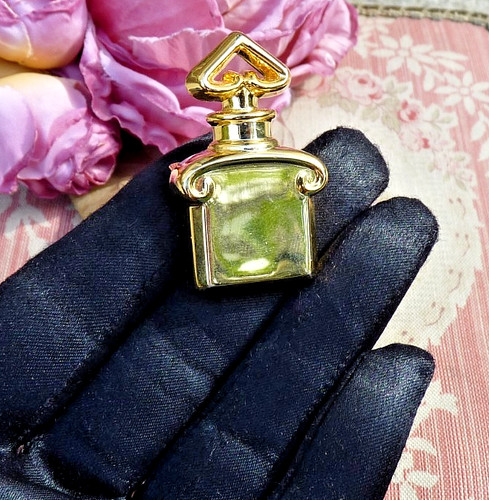 Broche vintage guerlain - broche,