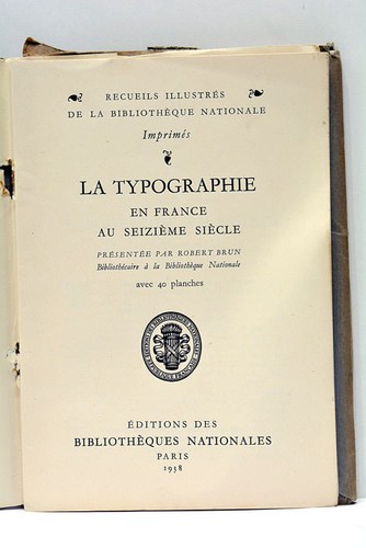 Livre ancien brun - livre, la