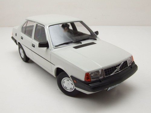 Volvo 340 1987 - 1987, white