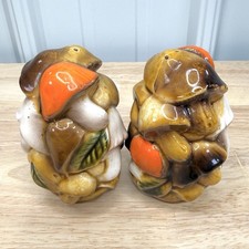 Vintage mushroom salt - vintage, pepper