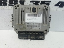 0281014452 CALCULATEUR MOTEUR