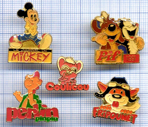 Pin magazines enfants - pin's,