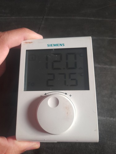 Thermostat ambiance piles - à,