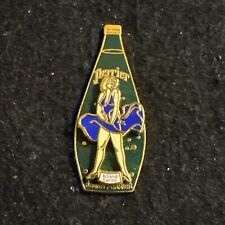 Pin’s Roland Garros Perrier