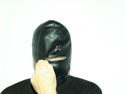 Masque simili cuir plusieurs - simili,