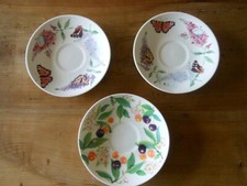 3 petites assiettes ou