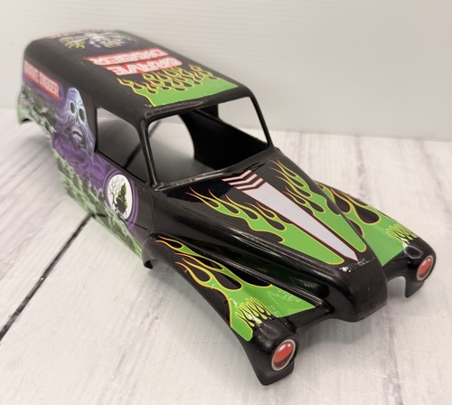 Monster jam grave digger trax - monster,