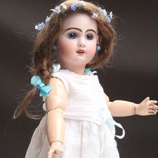 Robe de poupée ancienne