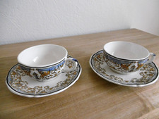 DEUX TASSES A CAFE OU THE ET